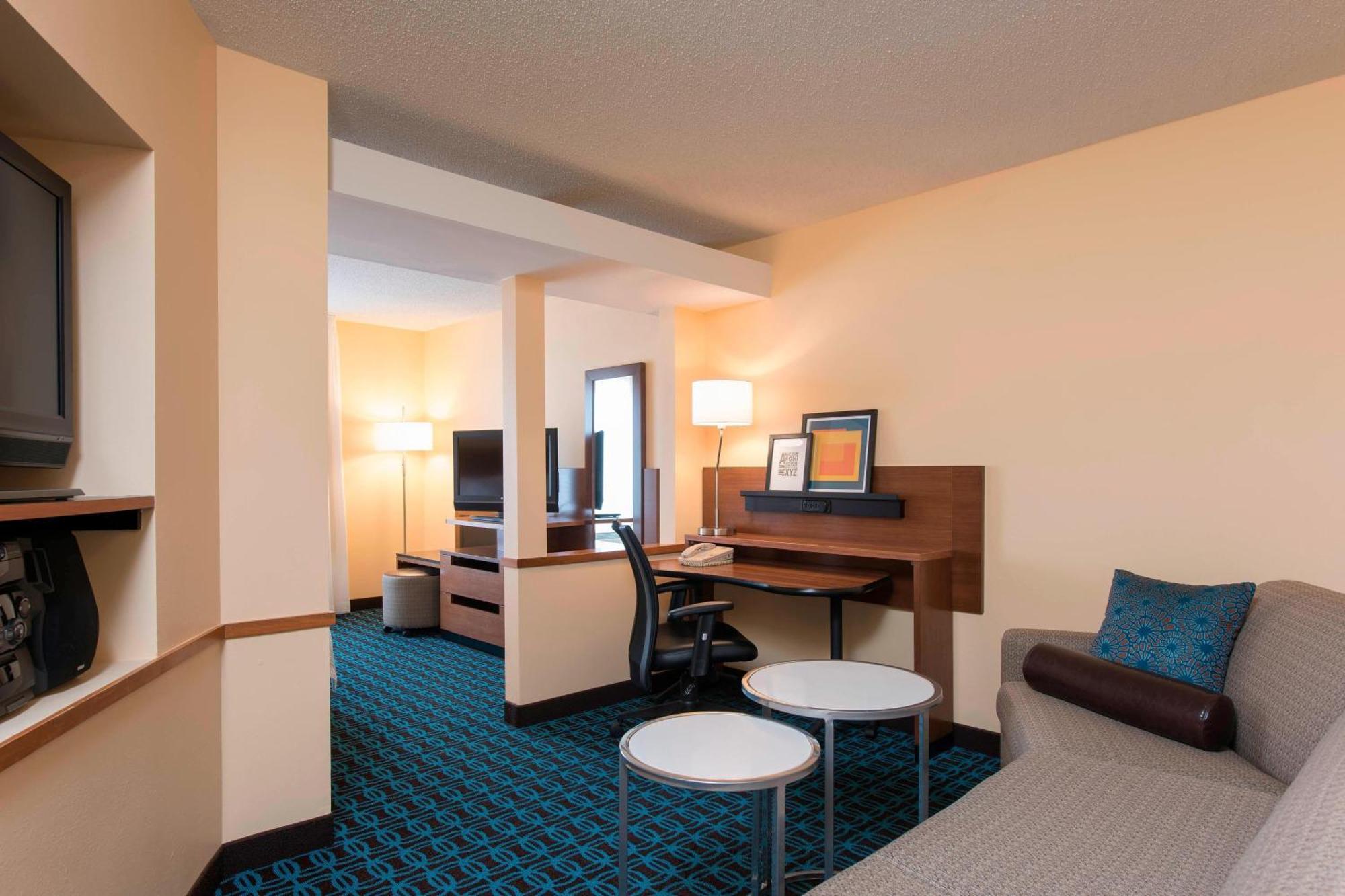Fairfield Inn And Suites By Marriott Chicago St. Charles Saint Charles Exterior photo