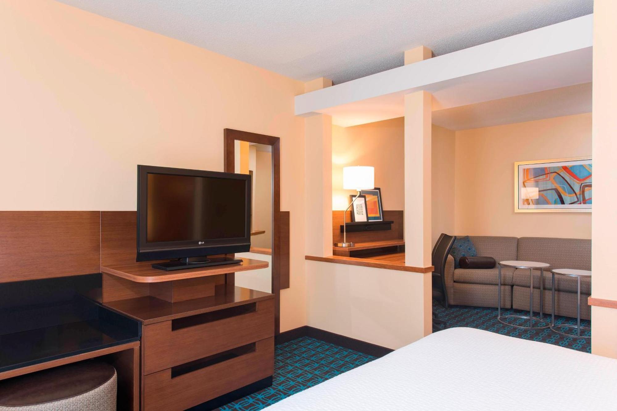 Fairfield Inn And Suites By Marriott Chicago St. Charles Saint Charles Exterior photo